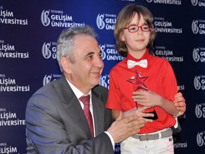 Küçük Nazif Büyüyünce Doktor Olacak