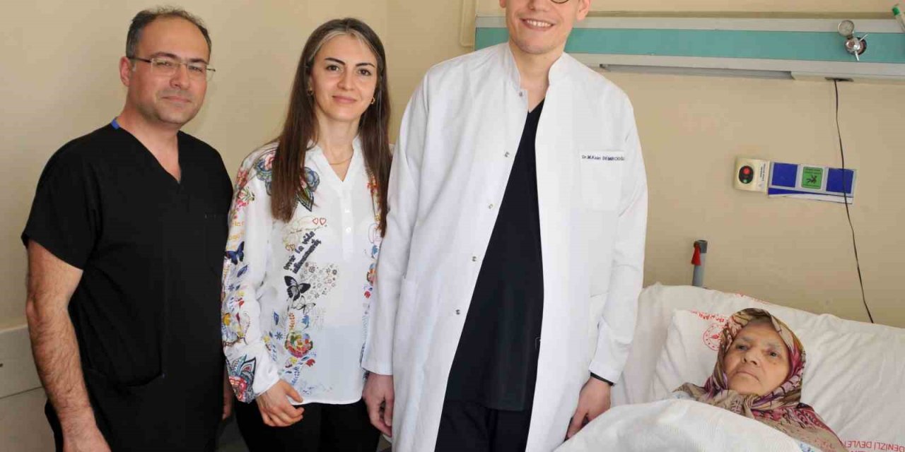 Yumurtalık kanseri teşhisi konulan hasta 12 günde sağlığına kavuştu