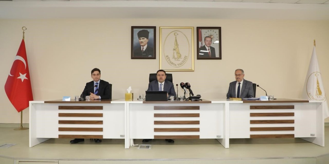 Vali Işın: "Kamu kaynakların etkin, verimli ve zamanında kullanılmalı"