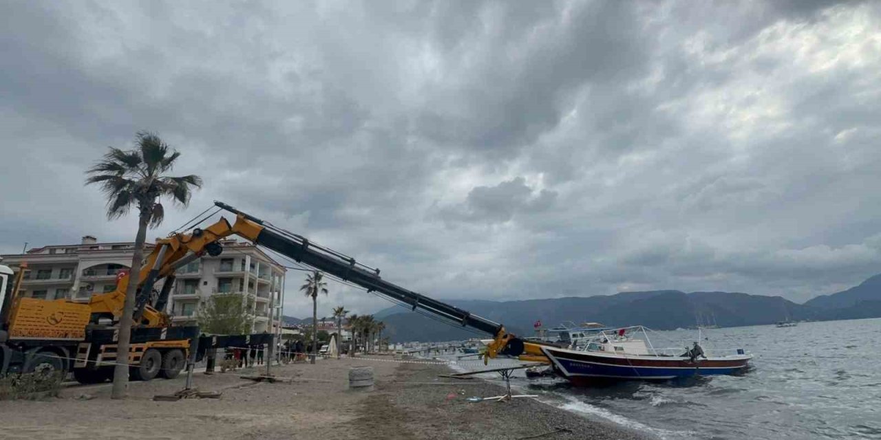 Vincin kopan parçasının altında kalan genç hayatını kaybetti