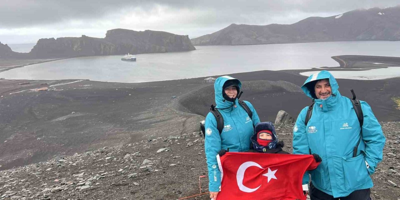7 yaşındaki Pars, Güney Kutbu’nda Türk bayrağı açtı