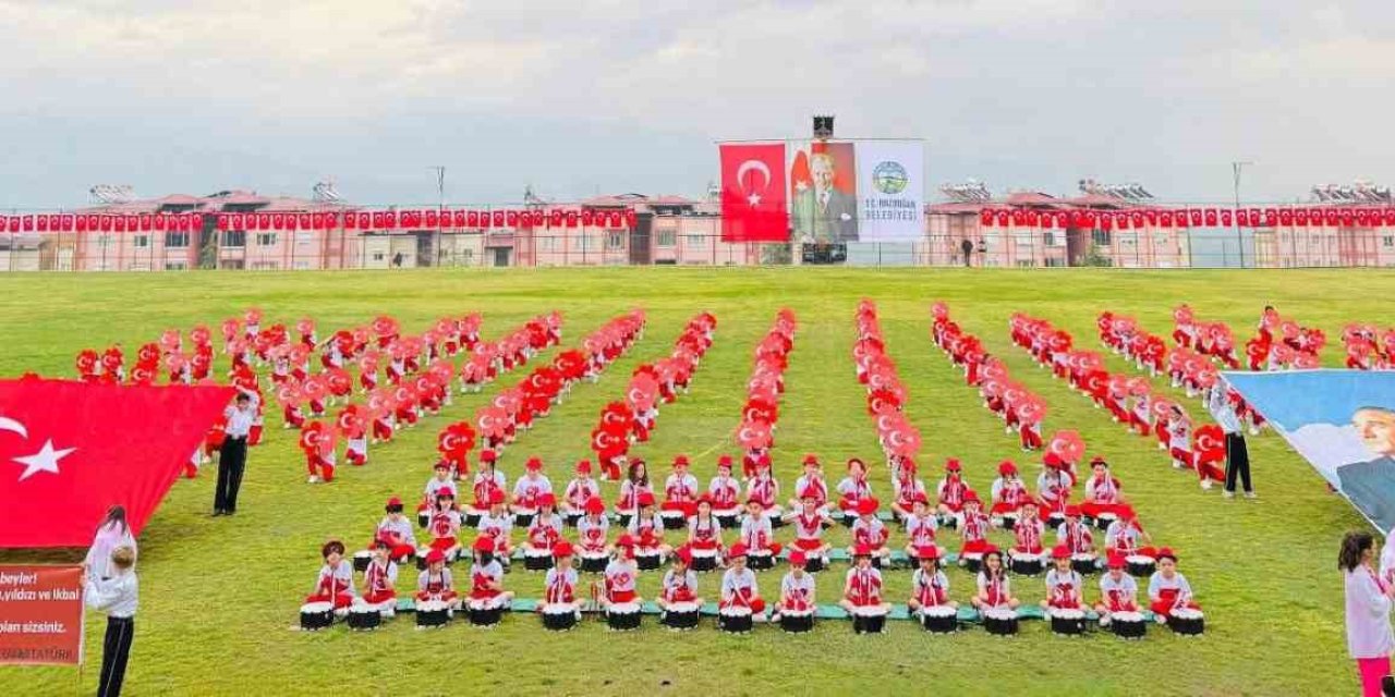 Bozdoğan’da 23 Nisan yağmura rağmen coşkuyla kutlandı