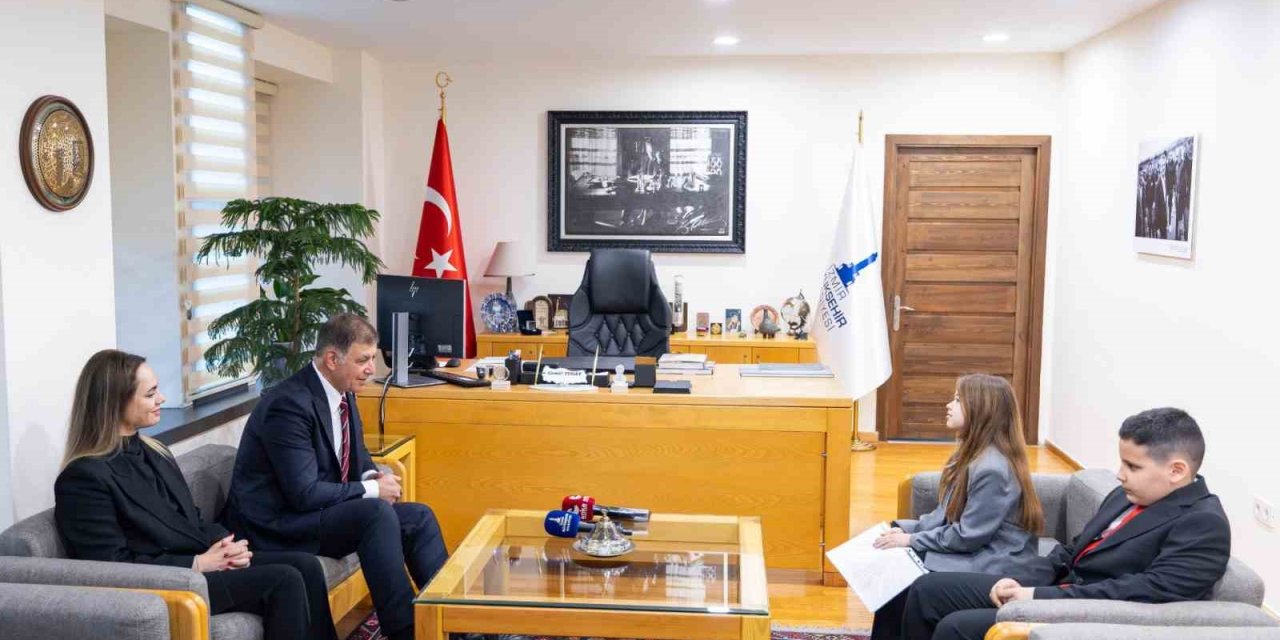 23 Nisan’da başkanlık koltuğu çocukların