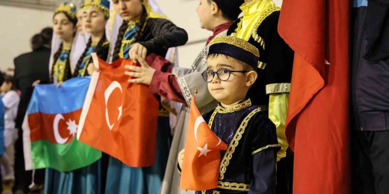 Türk ve Azeri kardeşler 23 Nisan coşkusunu Çameli’nde birlikte yaşadı