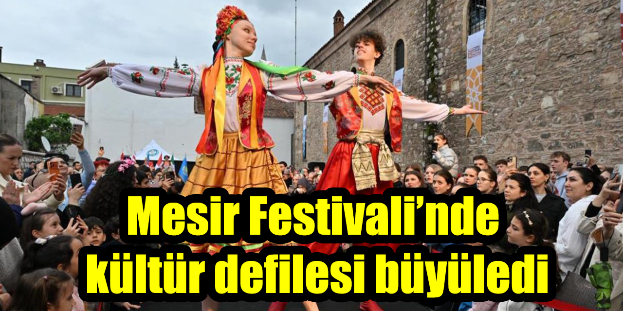 Mesir Festivali’nde kültür defilesi büyüledi