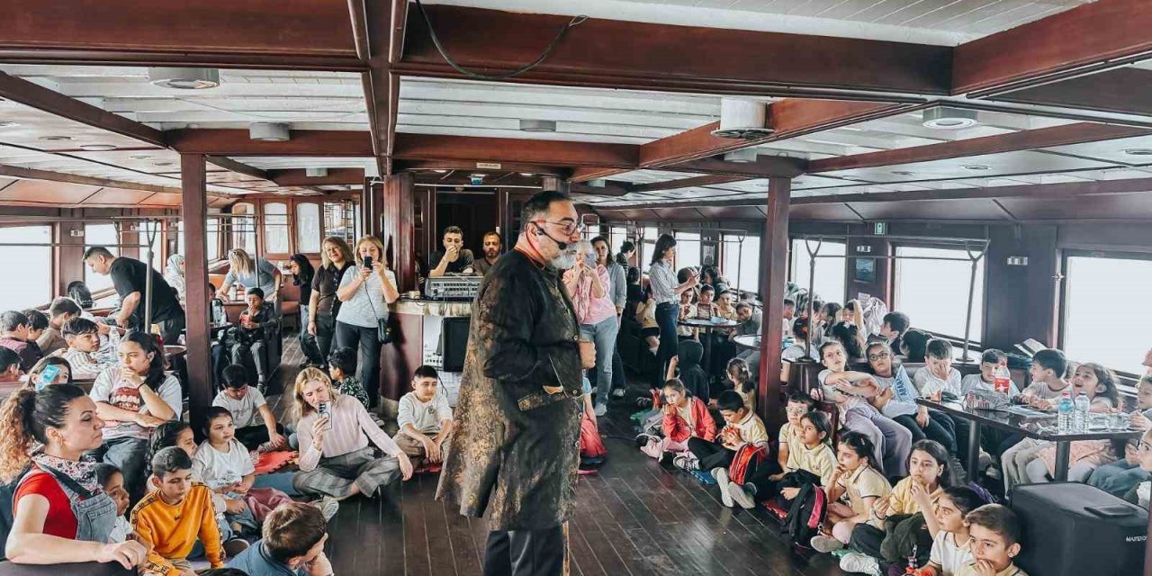 Halikarnas Balıkçısı Bergama Vapuru’nda anıldı