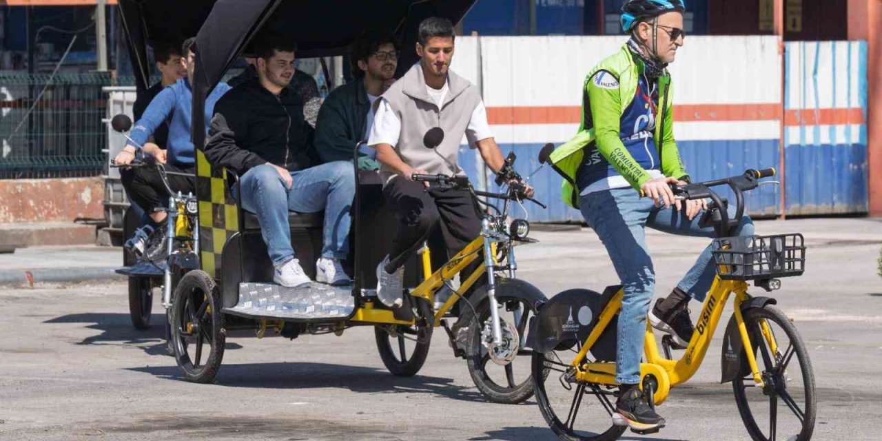 İzmir’de Bisicab dönemi başlıyor