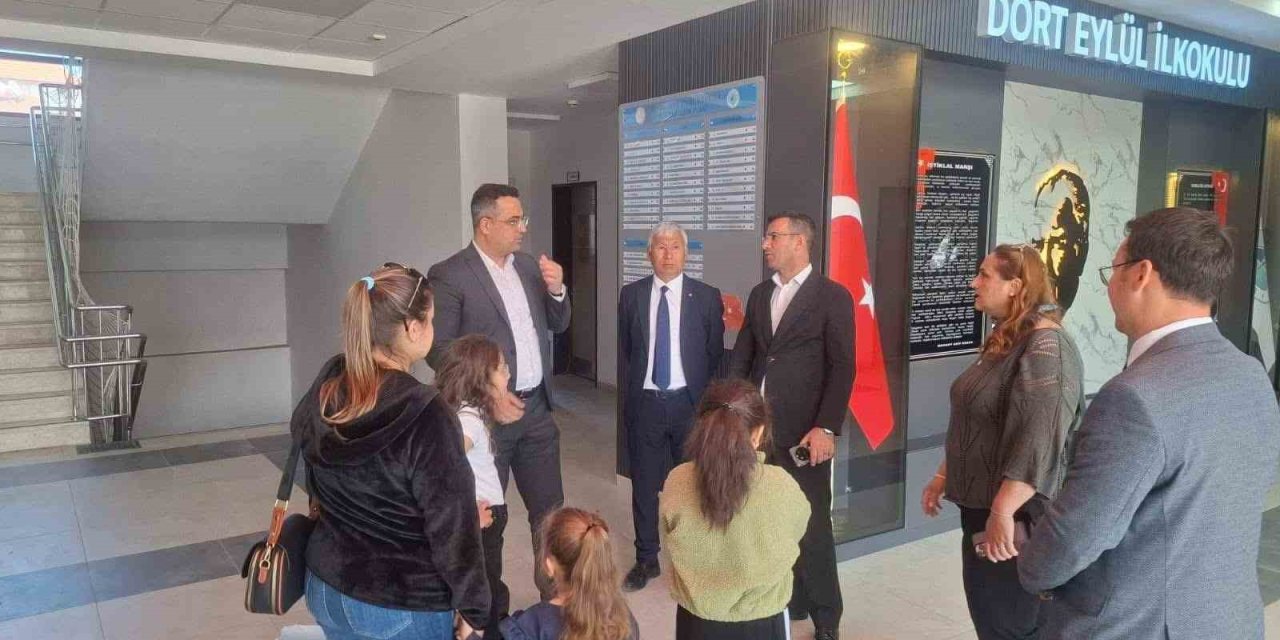 Sarıgöl’de Kaymakam Dalak öğrencilerle bir araya geldi