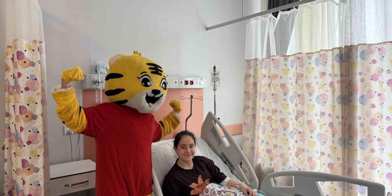 Minik kalplere moral oldular, farkındalık oluşturdular