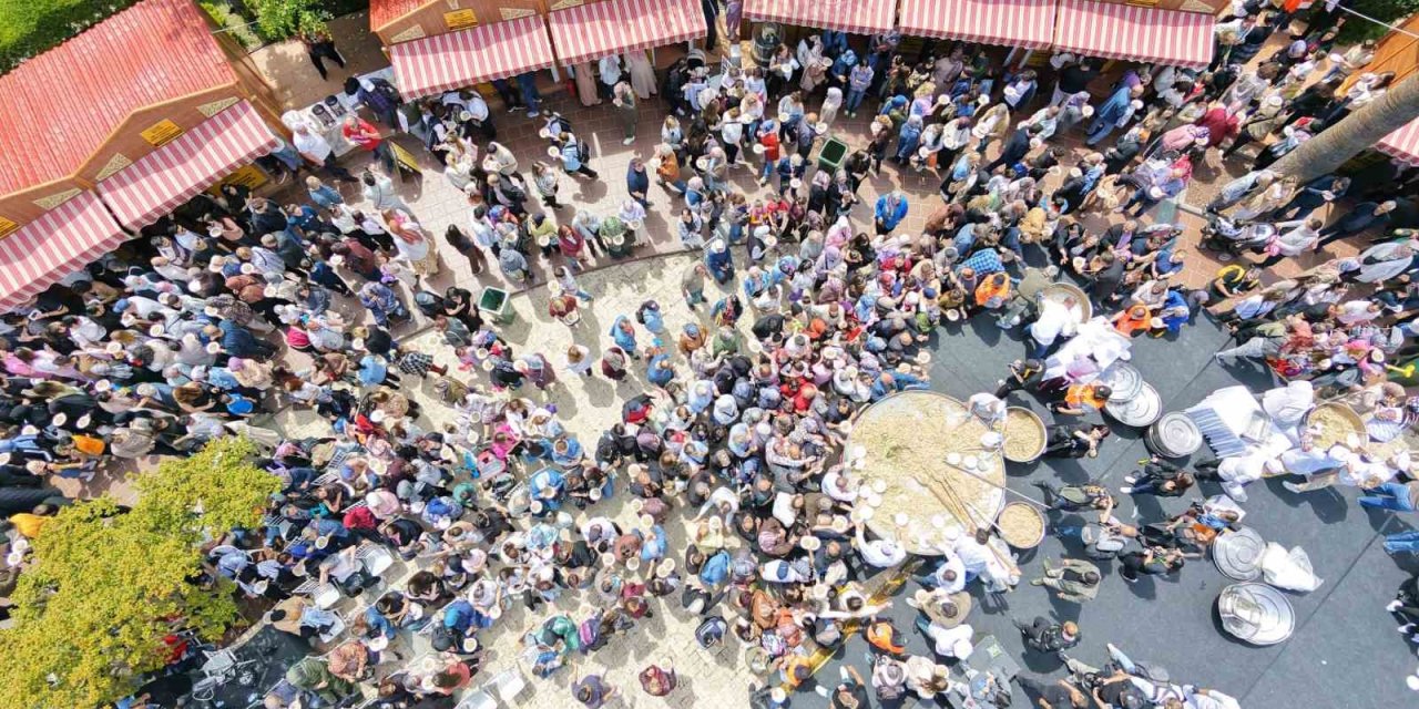 Manisa’da 2 ton bahar pilavı dağıtıldı