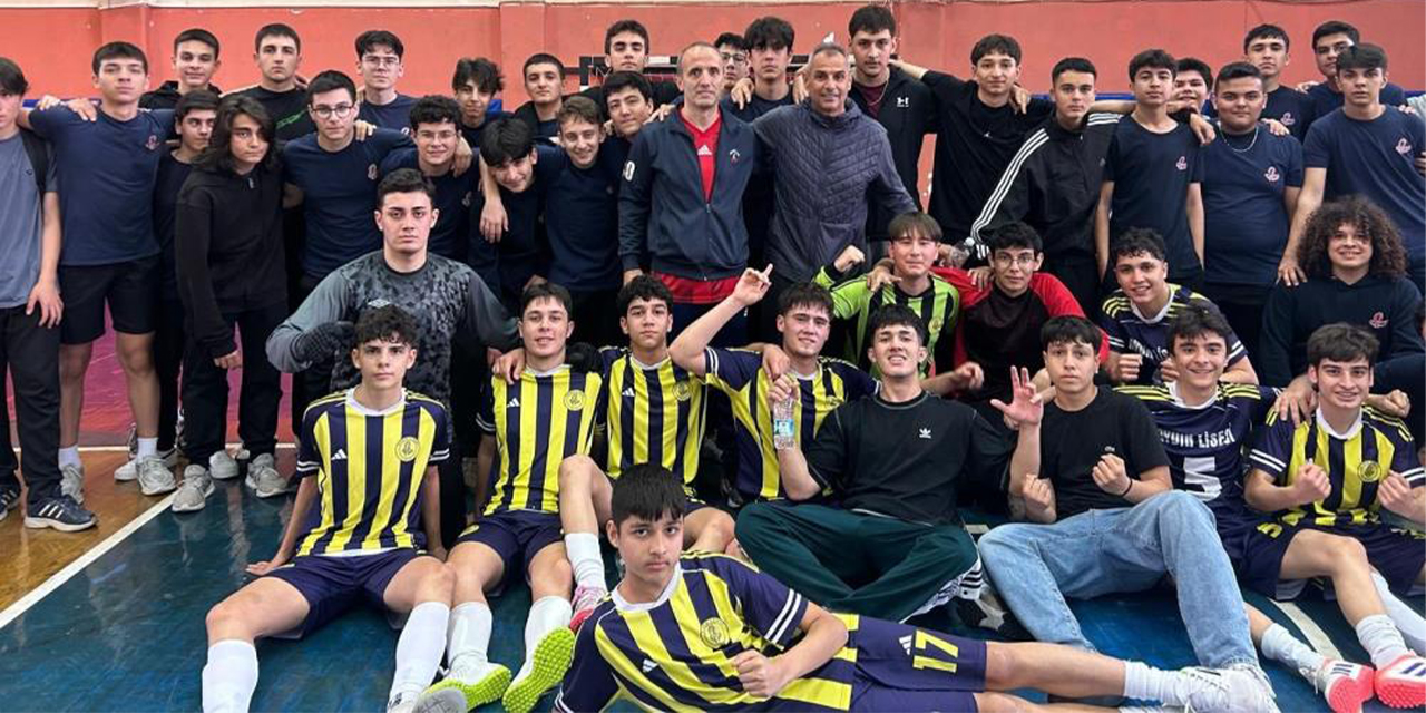Aydın Lisesi futsal takımı il finalinde