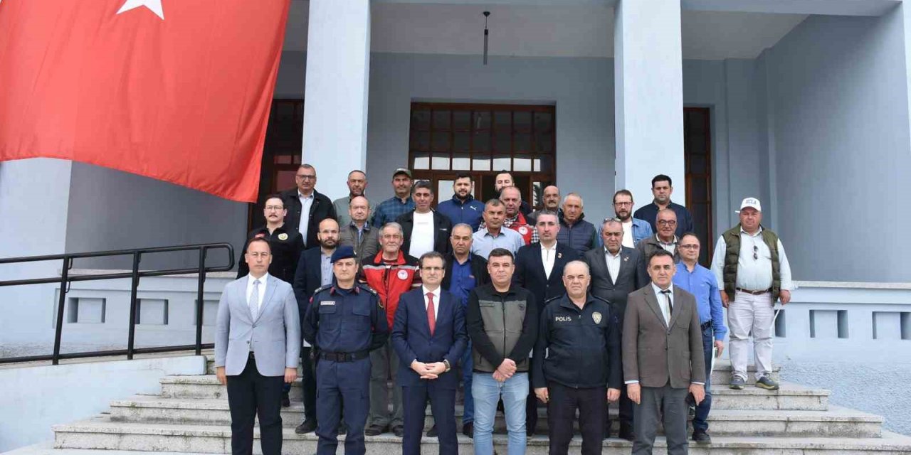 Salihli’de gönüllülere orman yangını eğitimi