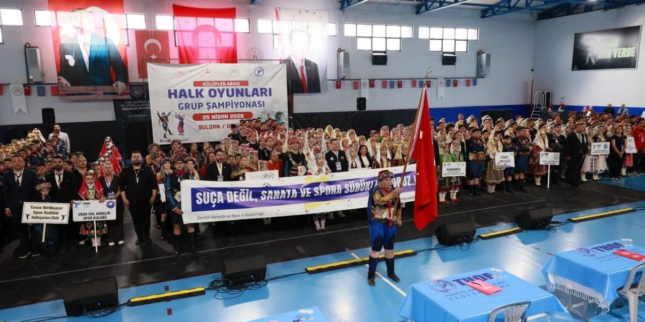 Halk Oyunları Şampiyonası Buldan’da renkli görüntülere sahne oldu