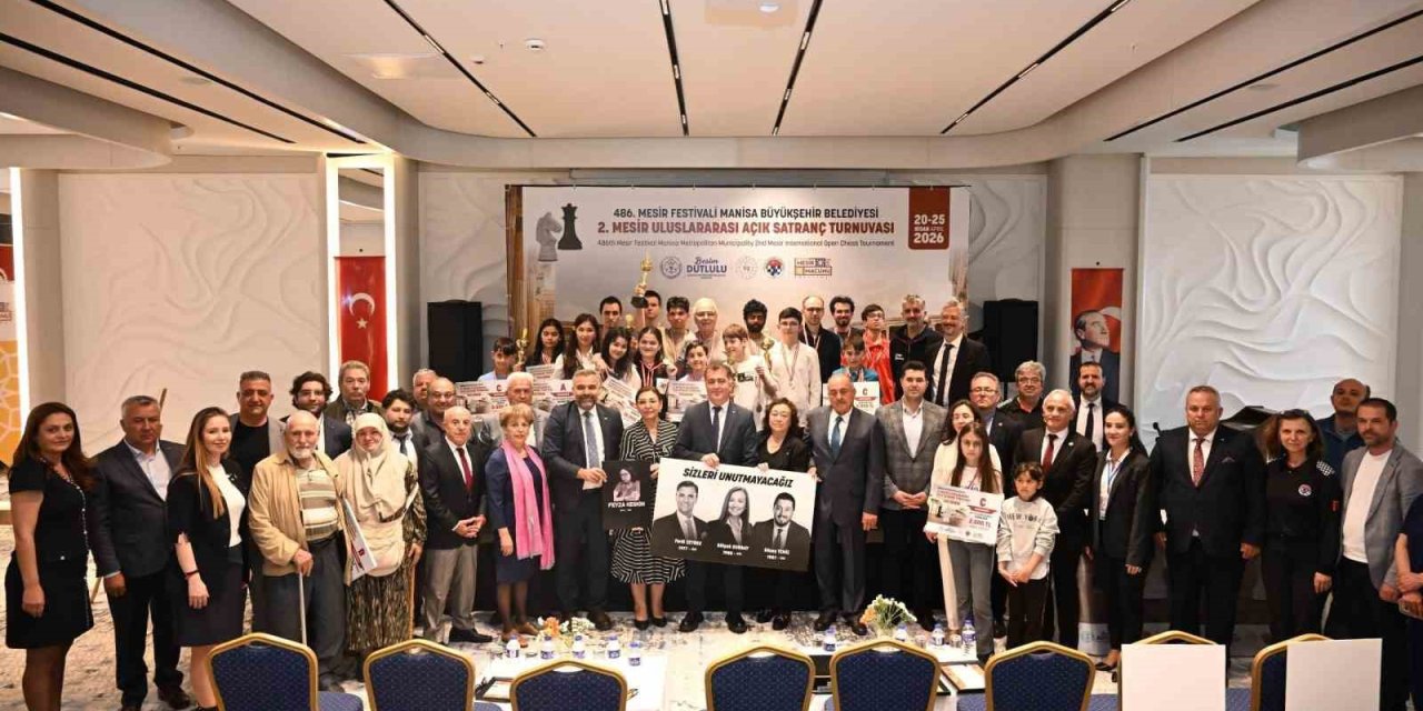 Manisa’da dev turnuvanın şampiyonu Azerbaycanlı Rasulov oldu