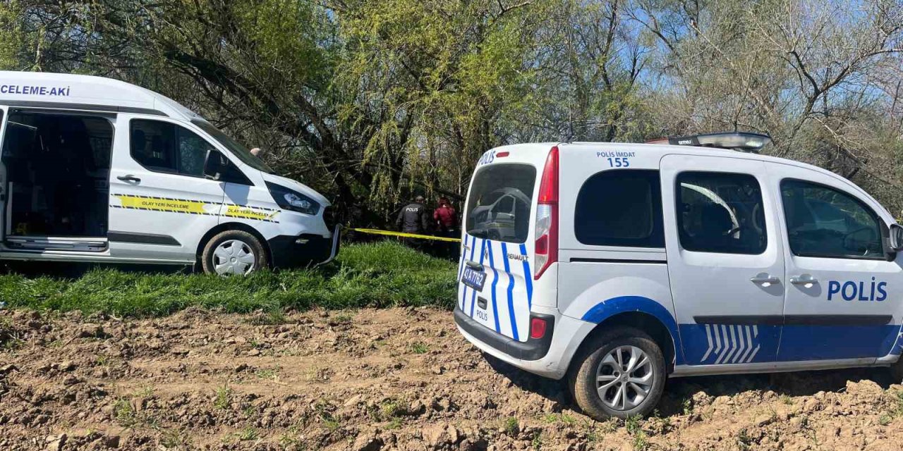 Kütahya’nın Adranos Çayı kenarında ceset bulundu