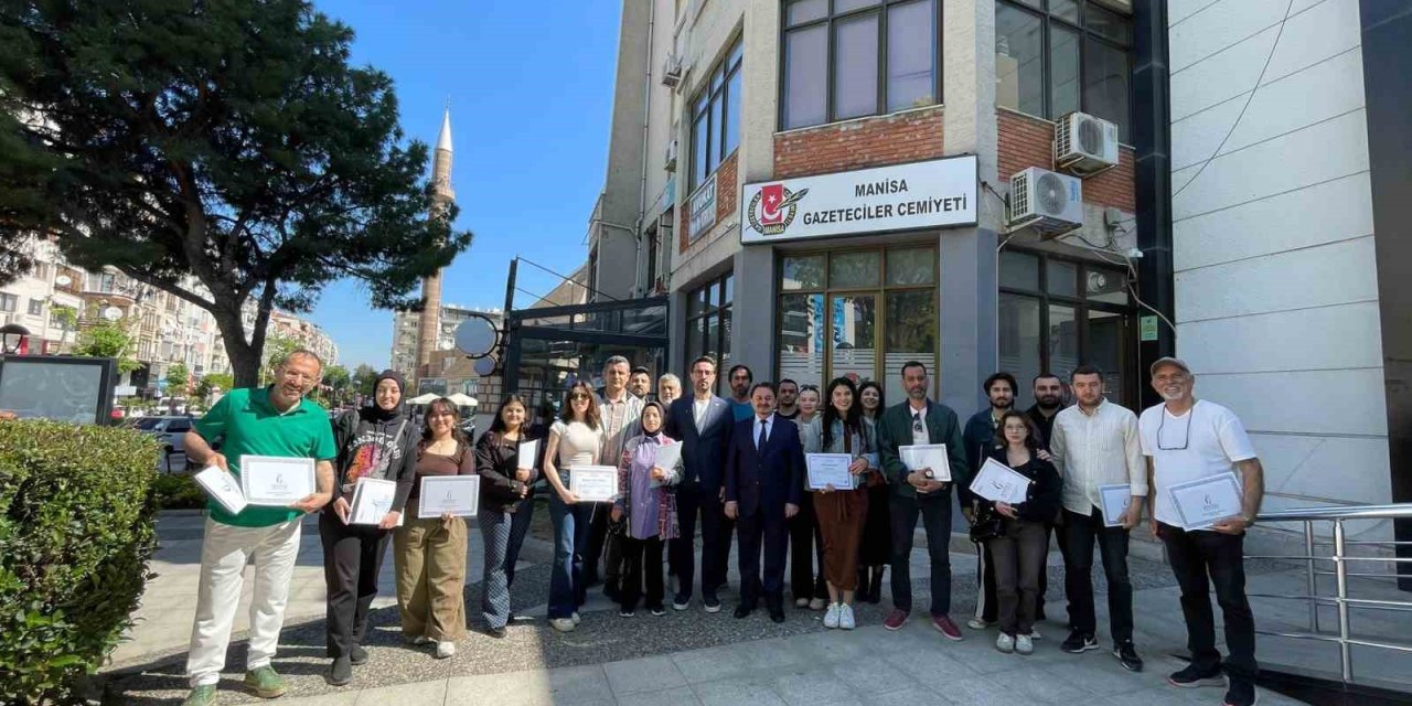 Manisalı Gazeteciler dron ehliyetlerini aldı