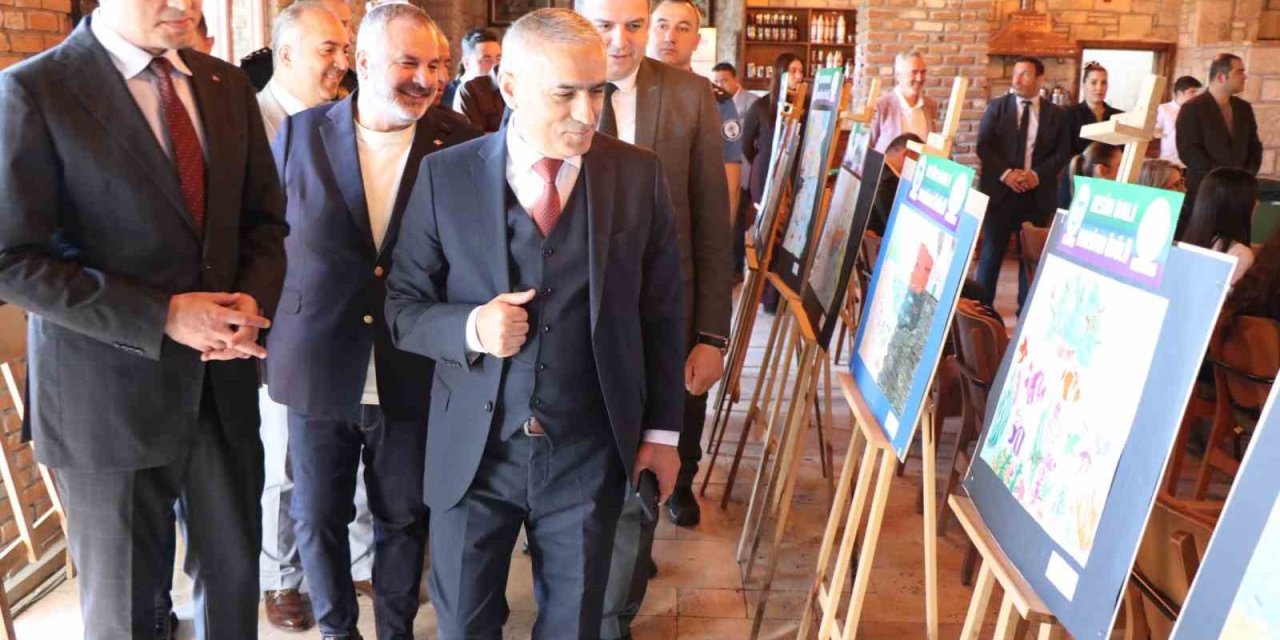 Aliağa’da deniz sevgisi temalı yarışmanın ödülleri sahiplerini buldu