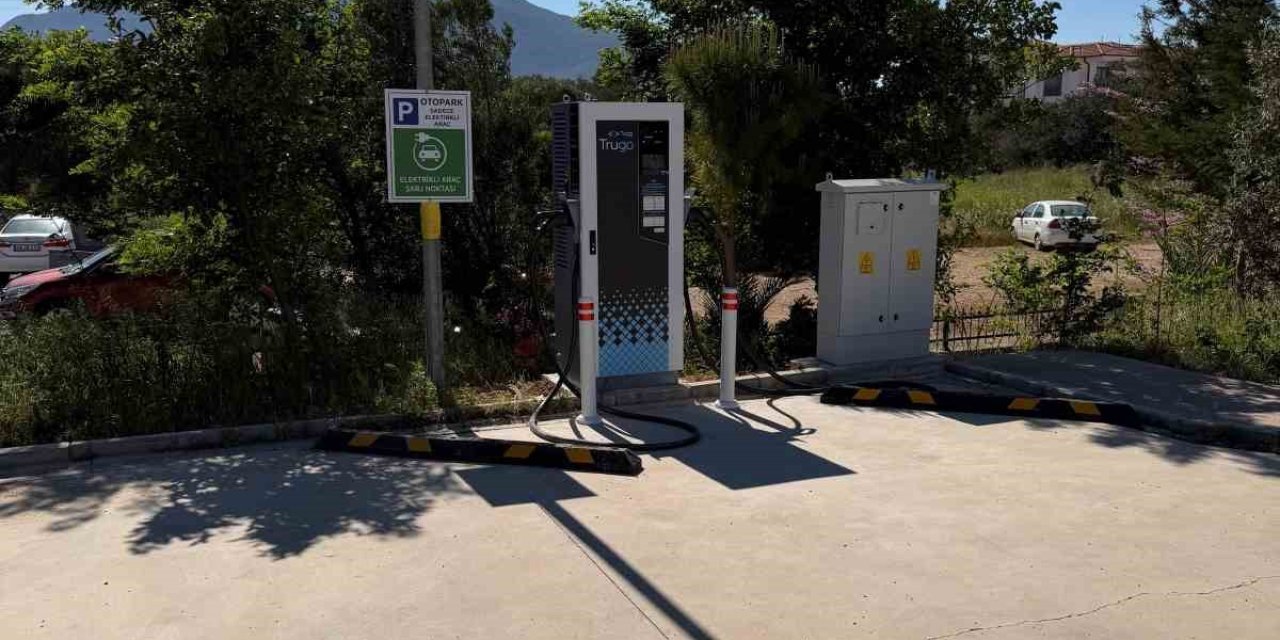 Datça Devlet Hastanesi’nde elektrikli araç şarj dönemi başladı