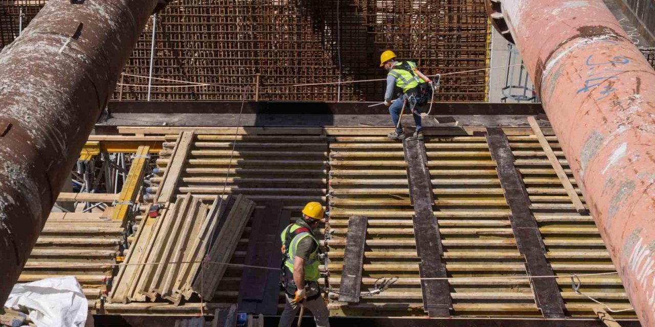 Buca Metrosu’nda 2028 hedefi için çalışmalar sürüyor