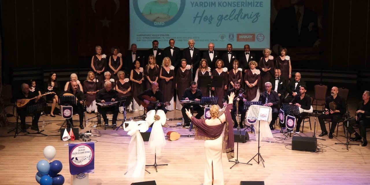 Bodrum’da Eymen İçin Söyle Yardım Konseri gerçekleşti