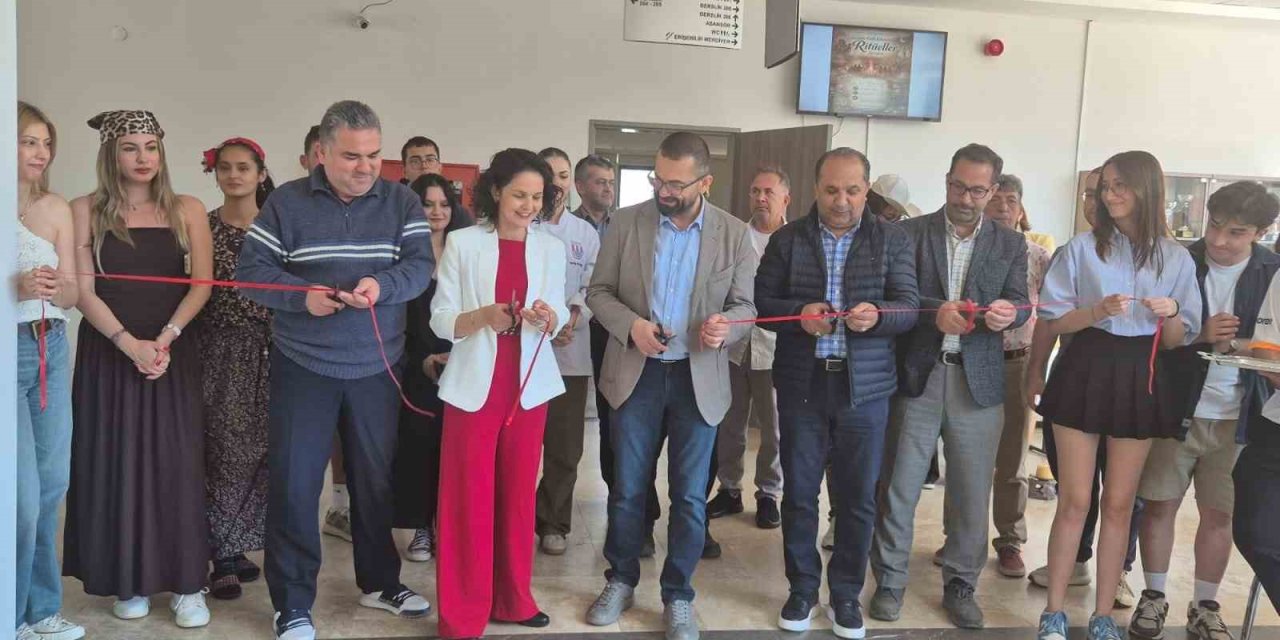 Üniversite öğrencilerinden "Anadolu Halk Kültüründe Ritüeller" sergisi