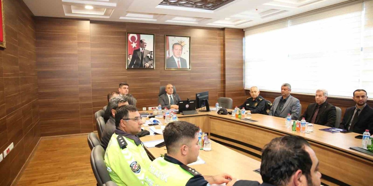 1 Mayıs’ta emniyetin aldığı tedbirler masaya yatırıldı