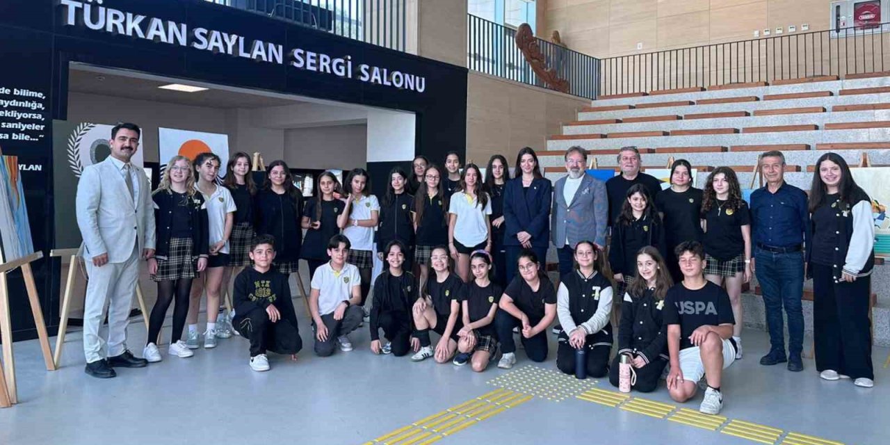 MTK Koleji Ortaokulu öğrencilerinden karma resim sergisi