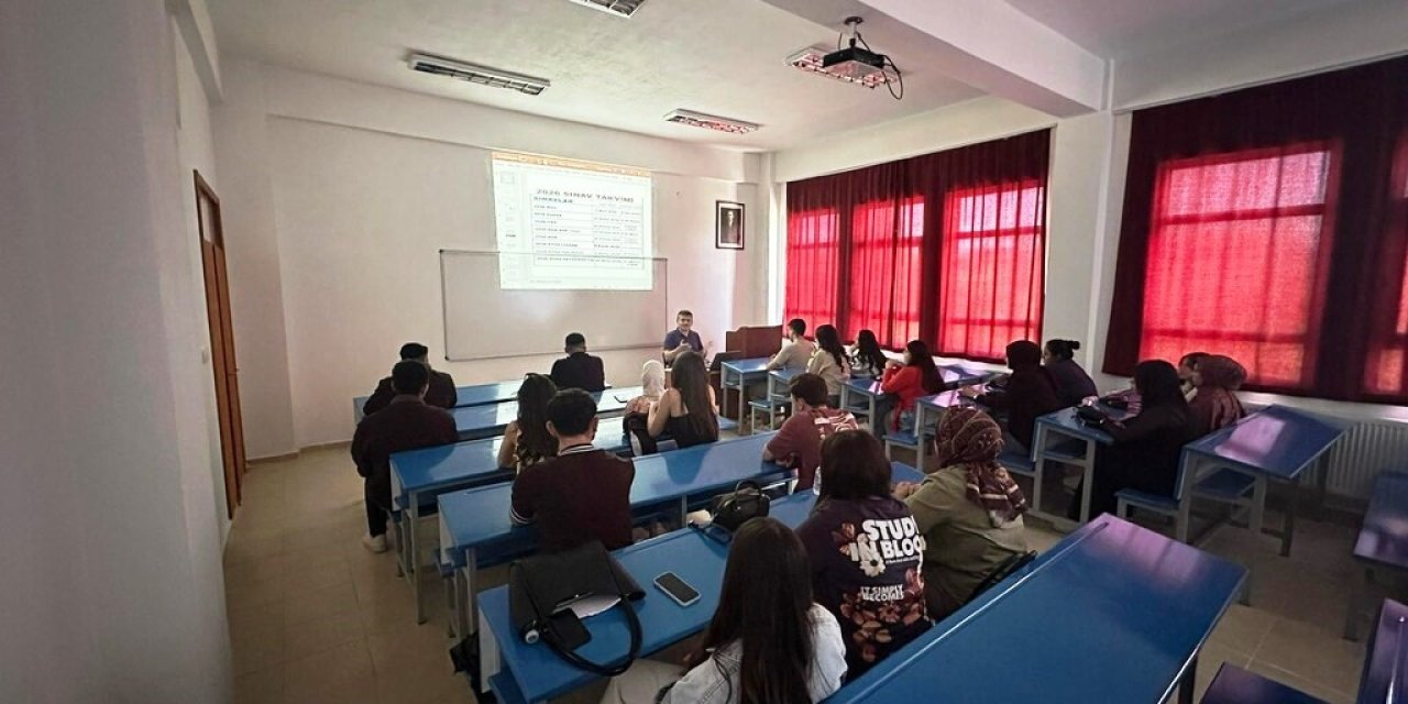 Hisarcık MYO’da "Danışman-Öğrenci Paylaşım Saatleri" etkinliği