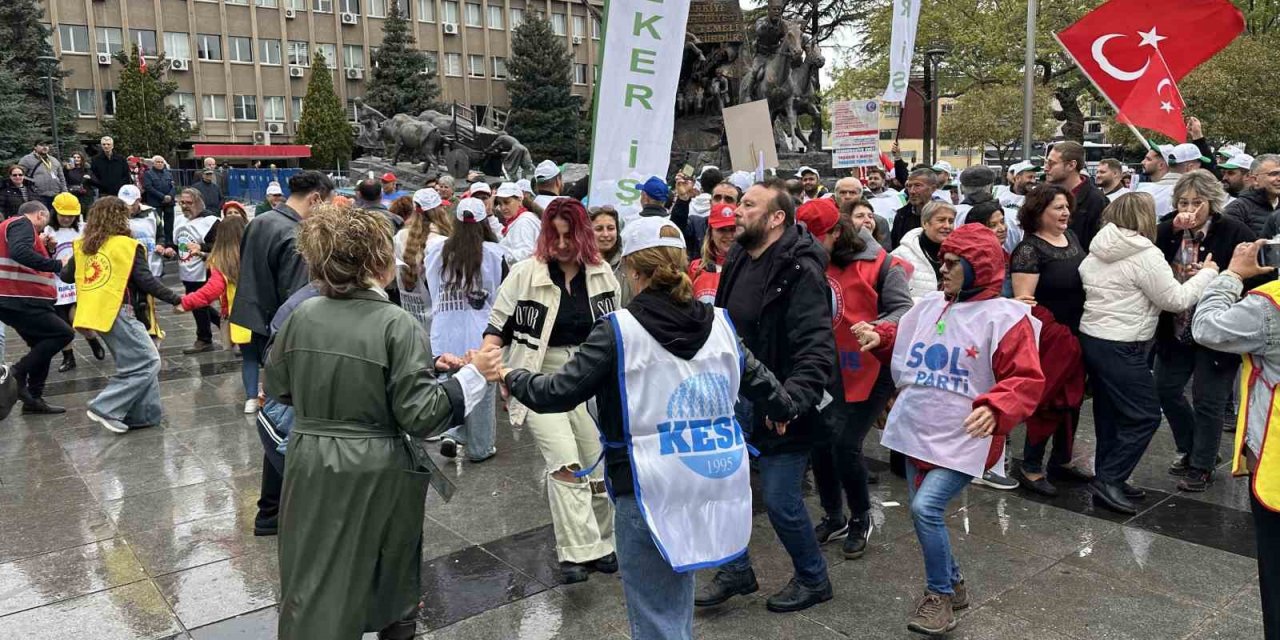 Uşak’ta 1 Mayıs Emek ve Dayanışma Günü etkinliklerle kutlandı