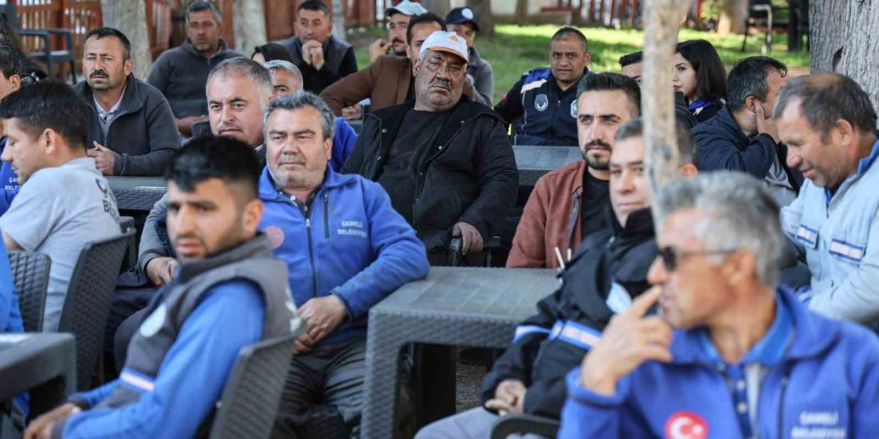 Çameli Belediyesi personeli 1 Mayıs’ta bir araya geldi