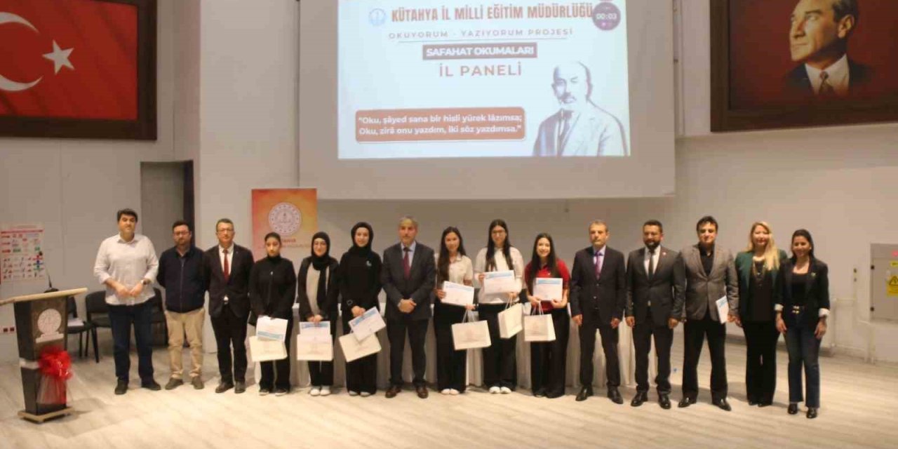 Kütahya’da "Okuyorum Yazıyorum: Safahat Okumaları" projesi il finali yapıldı