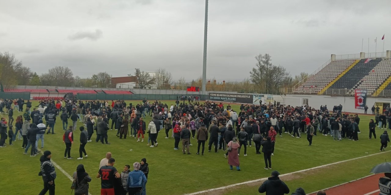 TKİ Tavşanlı Linyitspor ve Tepecikspor 3. Lig yolunda