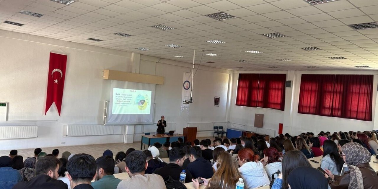 Hisarcık MYO’da "Gençlik İçin Rehberlik ve Farkındalık Buluşmaları" konulu eğitim düzenlendi