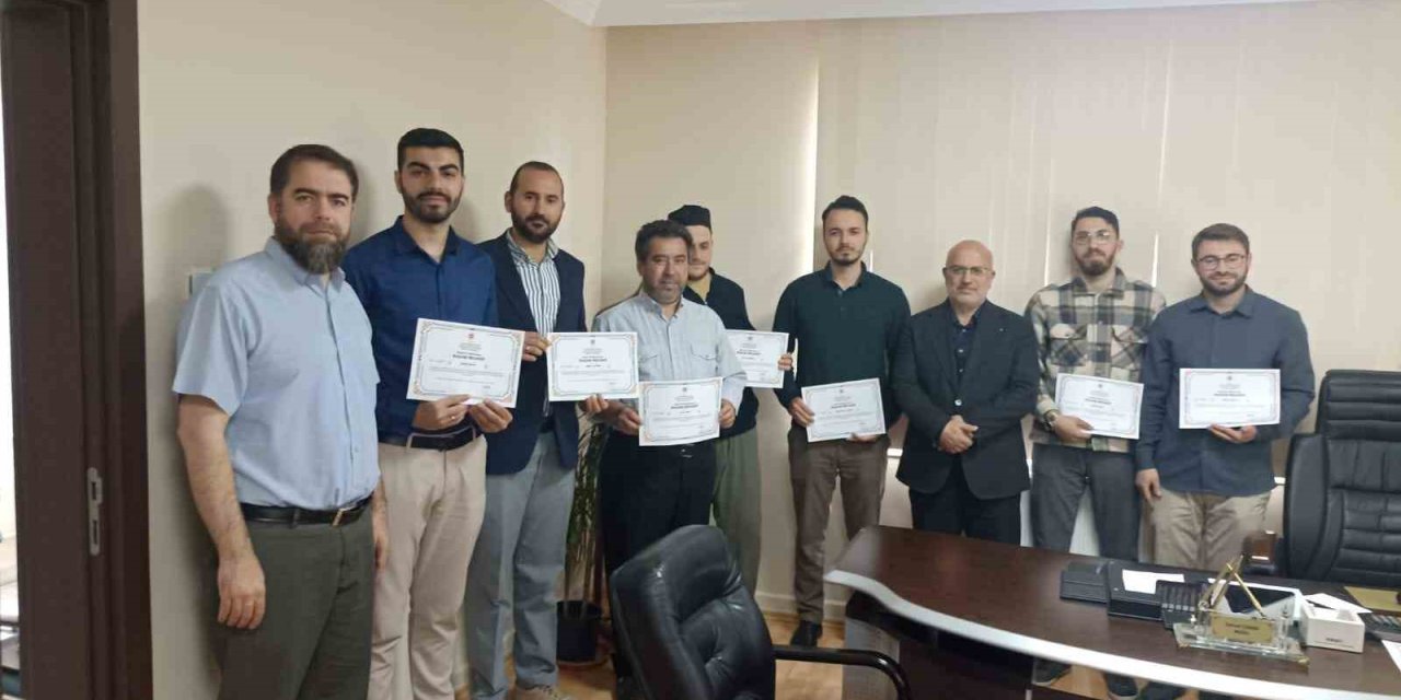 Emet’te din görevlilerine "Vaaz Beceri Geliştirme" kursu