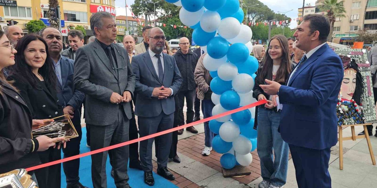 Fen Lisesi öğrencilerinden sanata dokunan etkinlik