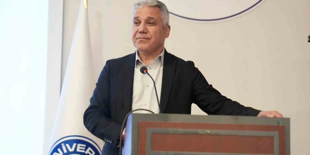 Prof. Dr. Arslan: "Veriyi kontrol eden dünyayı kontrol eder"