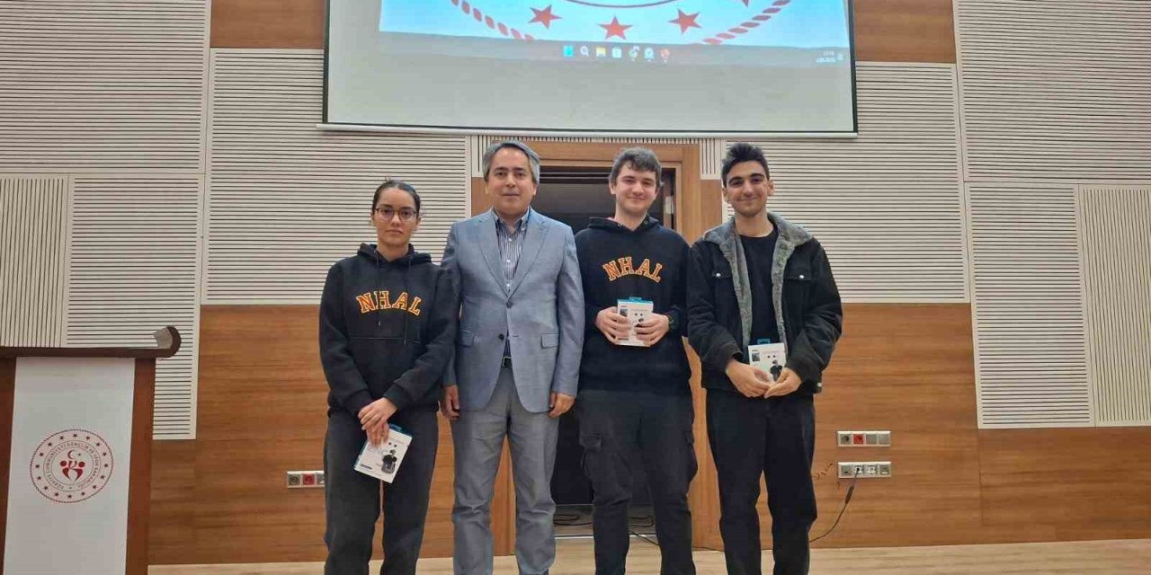Köyceğiz Naip Hüseyin Anadolu Lisesi bilgi yarışmasında il ikincisi oldu