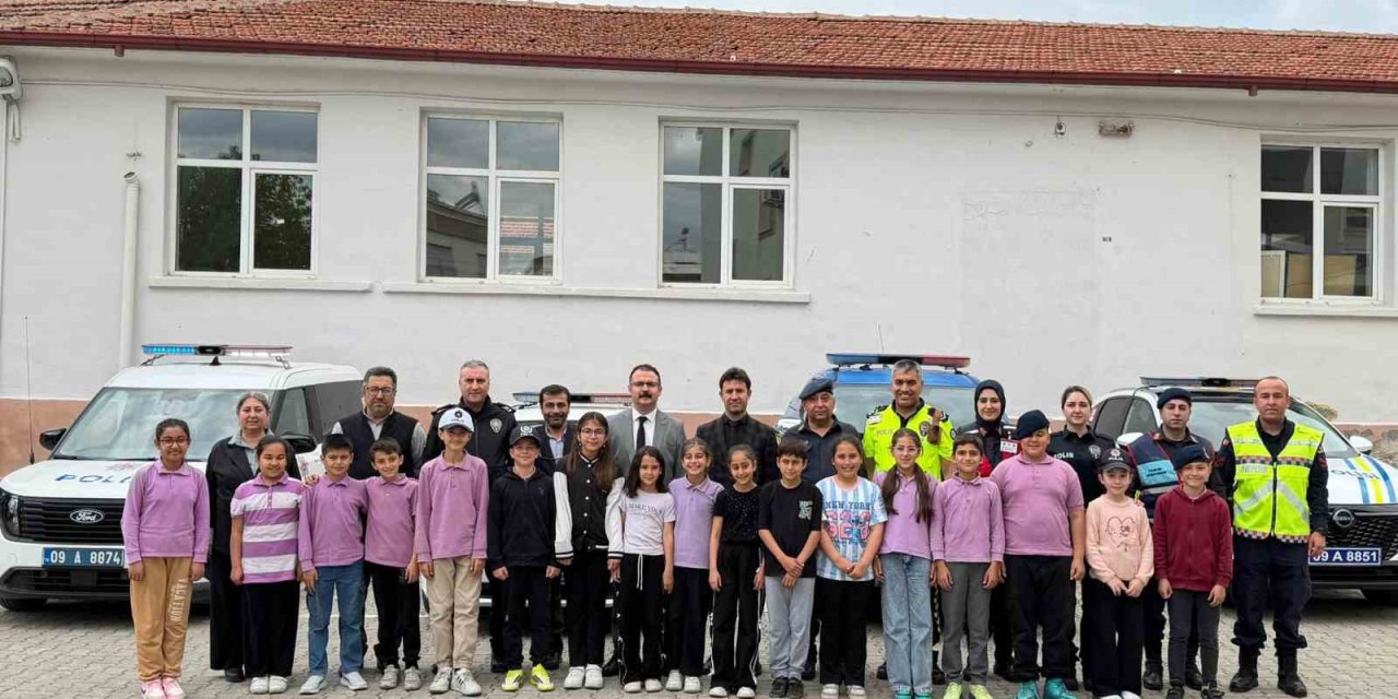 Sultanhisar’da miniklere trafik eğitimi