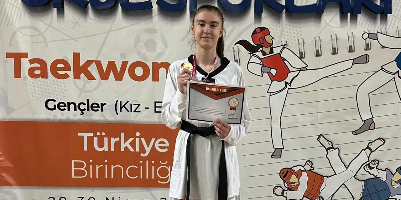 Aydınlı tekvandocu Naile Nur Özfidan’dan çifte şampiyonluk