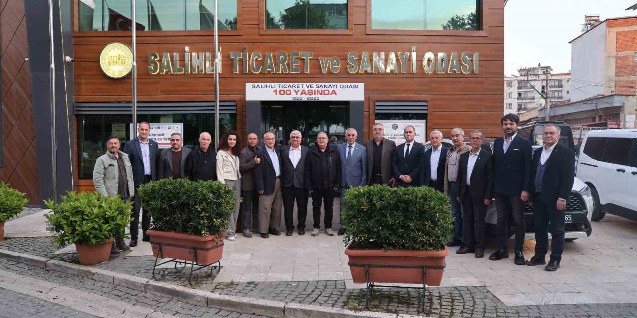 Selendi’nin gölet sorunu ekonomiyi zorluyor