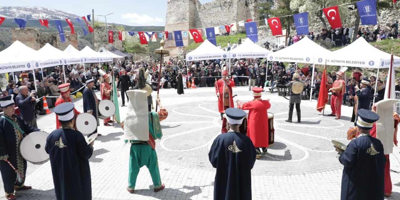 Kütahya’da Hıdırellez ve Fetih coşkusu bir arada yaşandı