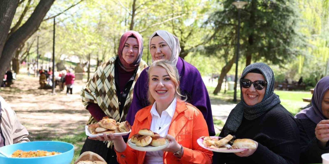 Baharın coşkusu ve Anneler Günü Ornaz Vadisi’nde bir araya geldi