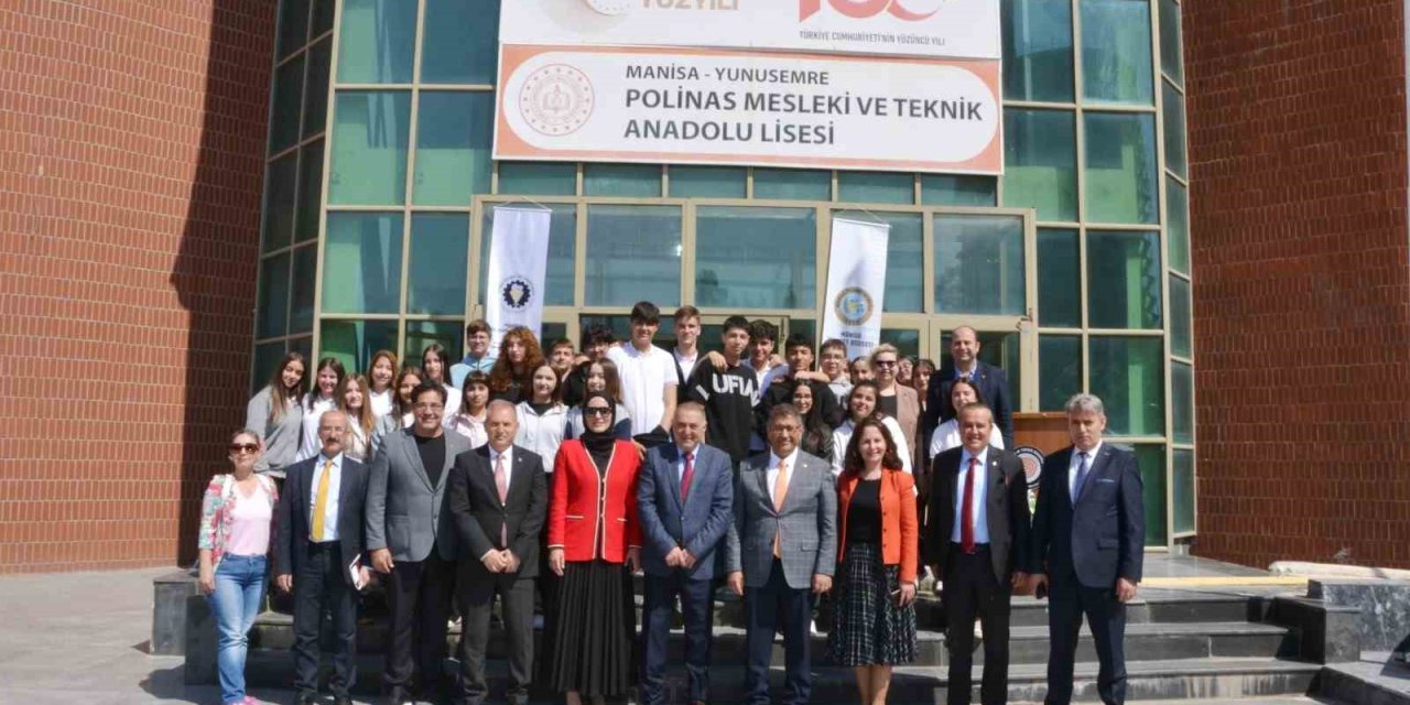 Manisa’da geleceğin meslekleri aynı çatıda buluştu