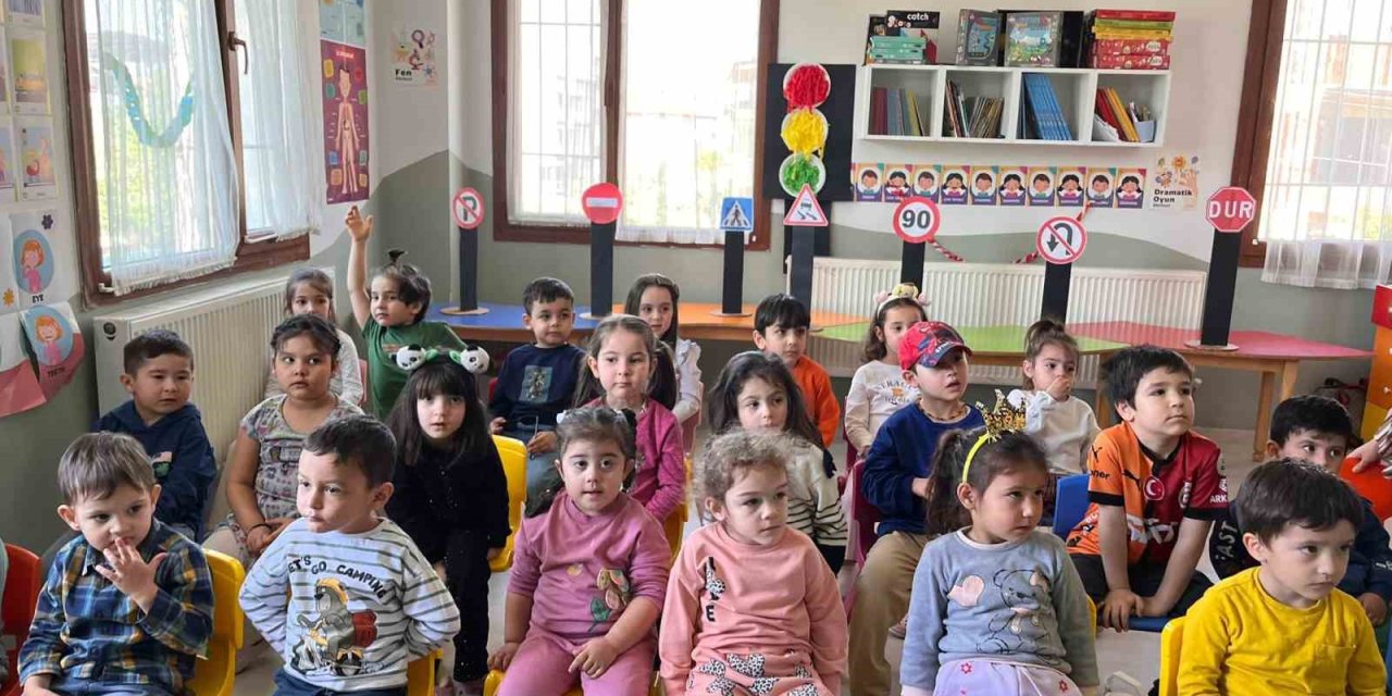 Trafik ekiplerinden hem eğitim hem denetim