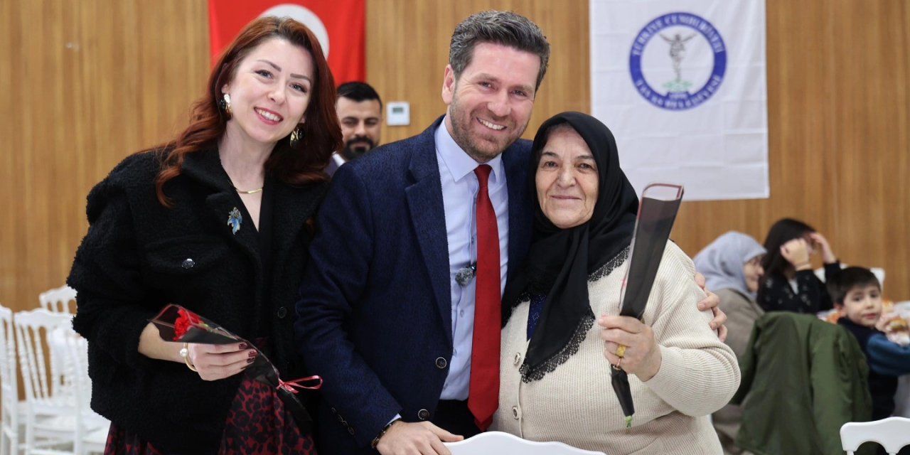 Başkan Tatık; "Anneler kültürel ve manevi değerlerin gelecek nesillere aktarılmasında büyük rol üslenirler"