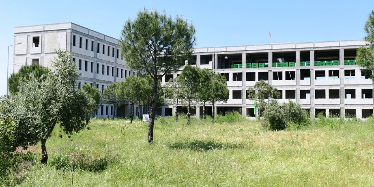 Salihli’de yeni MYO binası hayırseverin desteğiyle yükseliyor