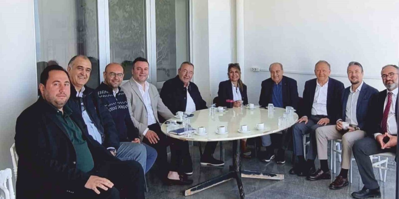 KUTO Başkanı Akdoğan’ın önerisiyle turizm sezonu öncesi çözüm odaklı toplantı