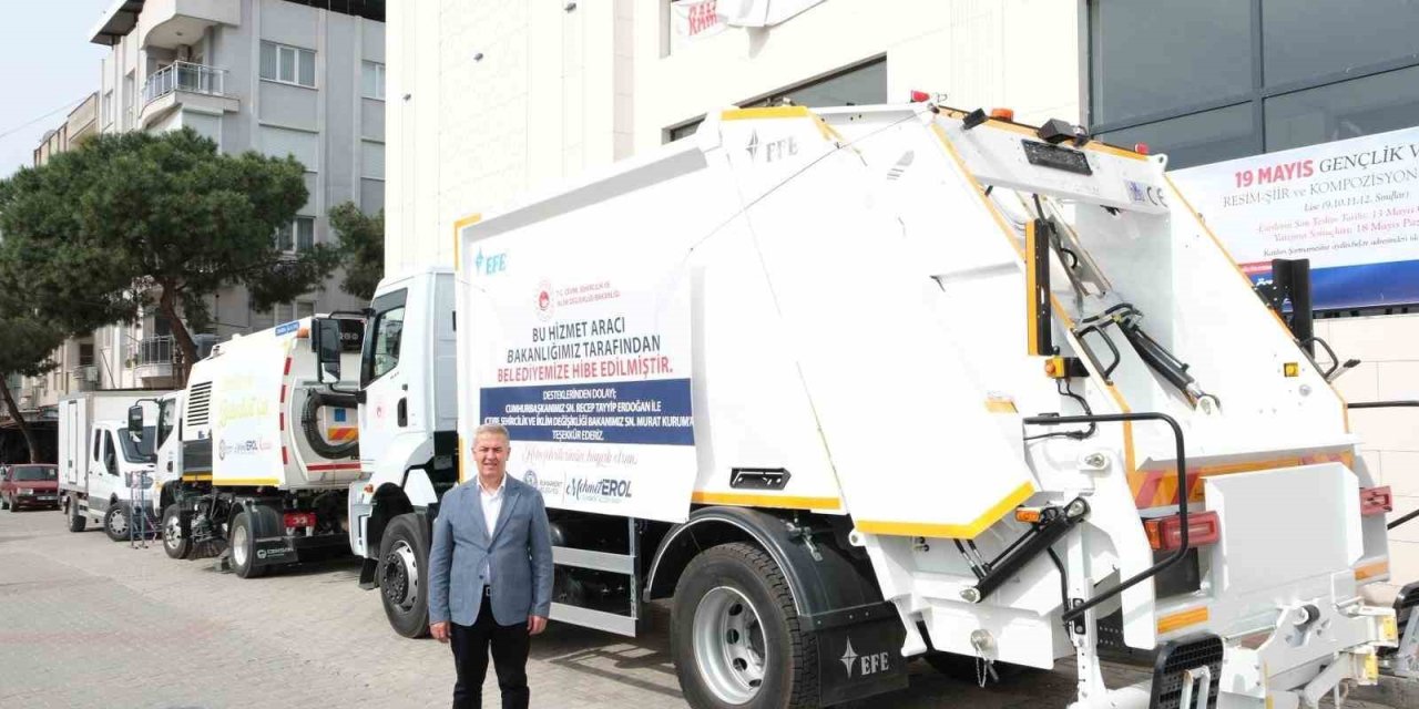 Buharkent Belediyesi’nin temizlik filosu güçlendi