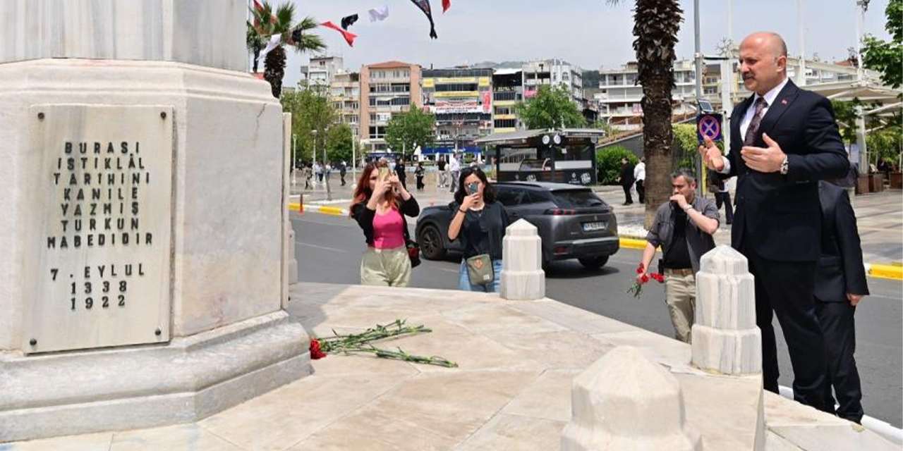 Vali Varol’dan göreve başlar başlamaz şehitlik ziyareti