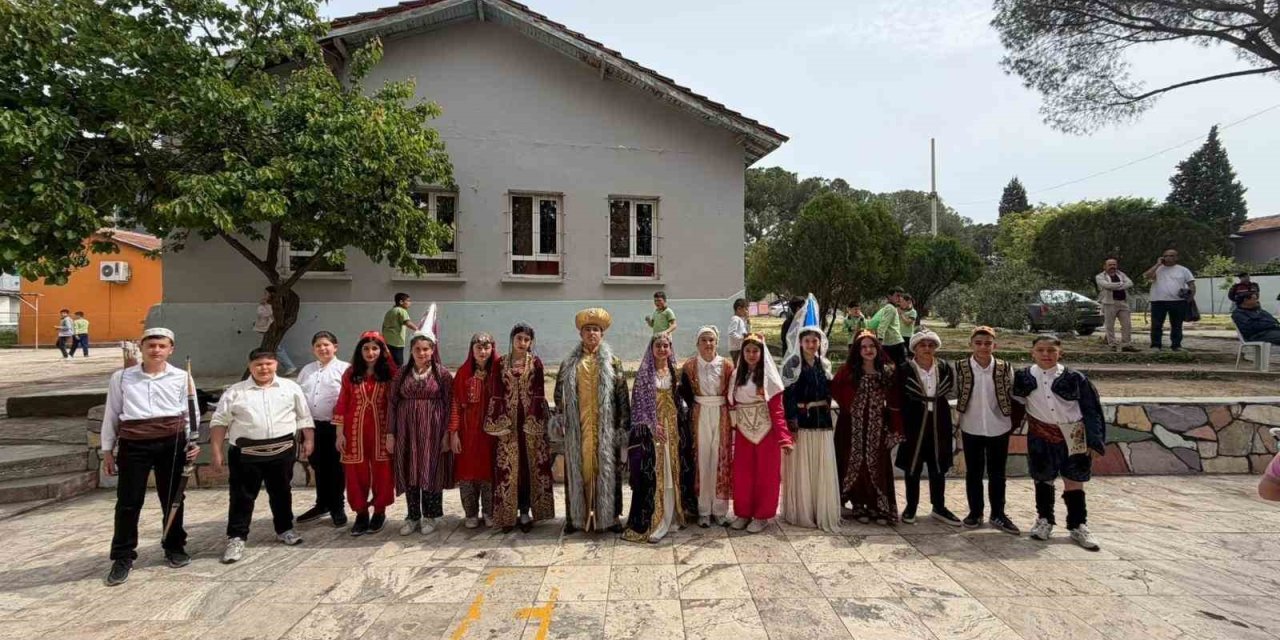 Alaşehir’de rötarlı Nevruz coşkusu